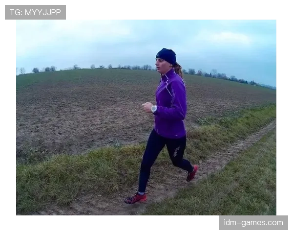 奥斯梅恩训练状态回暖，展现强烈竞争欲望